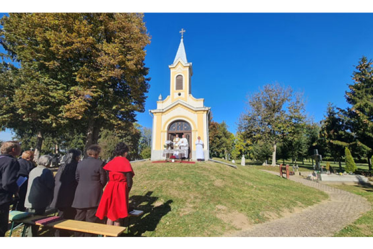 Szikrázó napsütésben telt a göllei zarándoklat