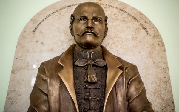 A dombóvári Szent Lukács Kórház ápolója is a Semmelweis-díjasok között